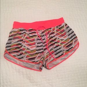 Fabletics multicolor short