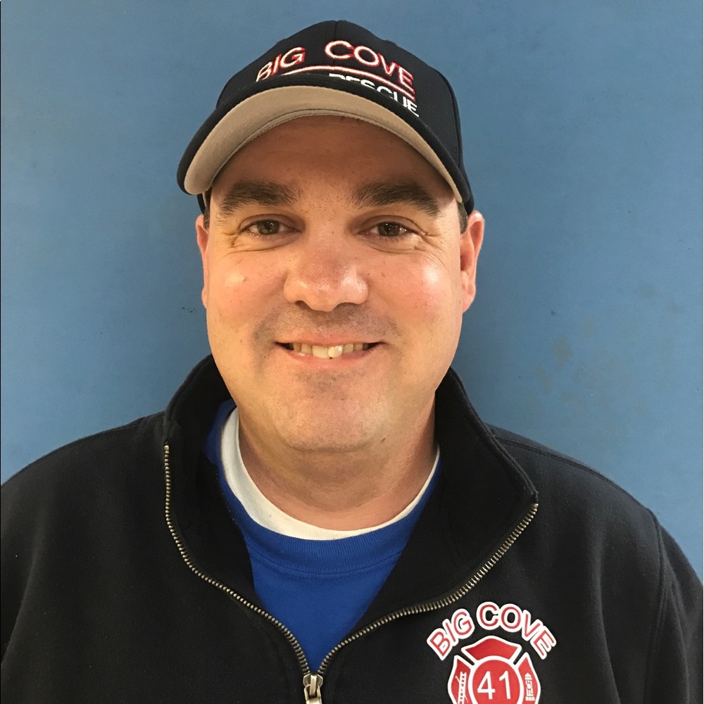 Meet your Posher, Dustin