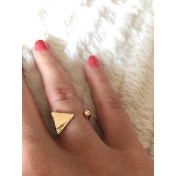 Gold Triangle Ring - Picture 4 of 4