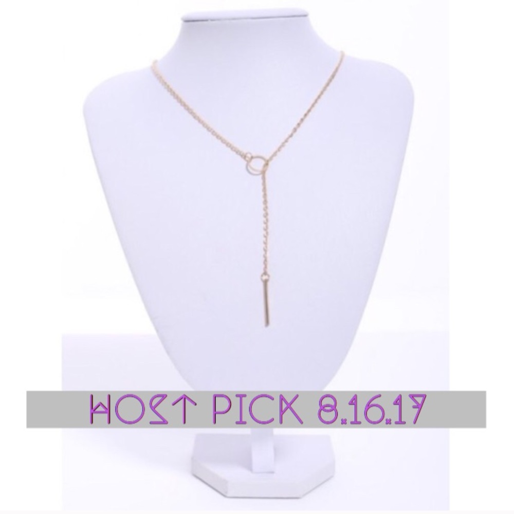 ⭐️ •FREE ITEM• ⭐️