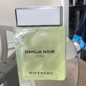 New givenchy DAHLIA NOIR L'EAU skin dew