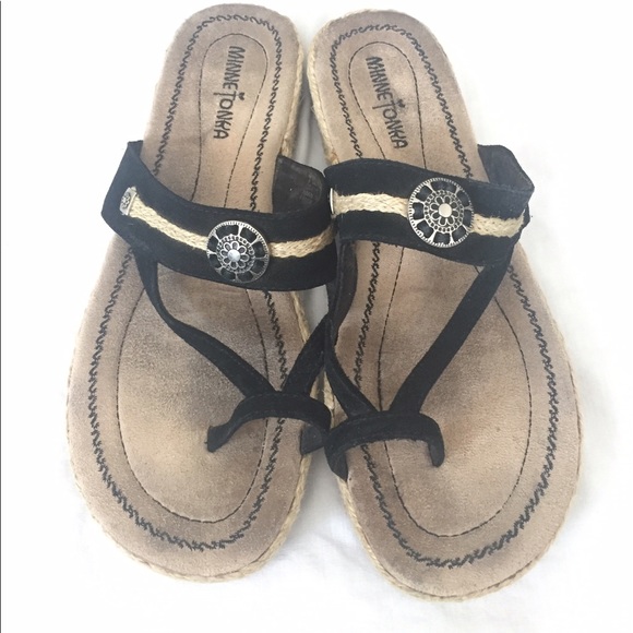 Minnetonka Sandals - Picture 1 of 1