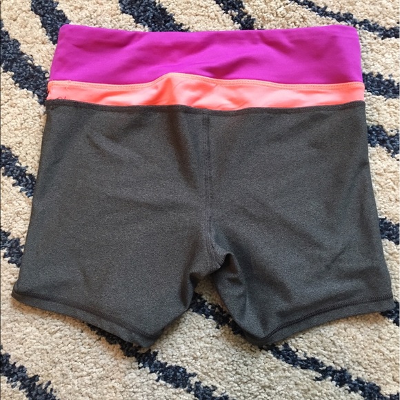 Champion spandex athletic shorts - Picture 4 of 5