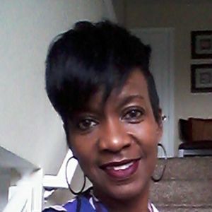 Meet your Posher, Leslie