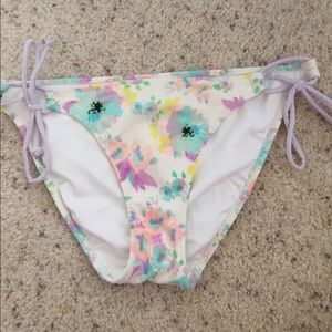 VS floral bikini bottom💐
