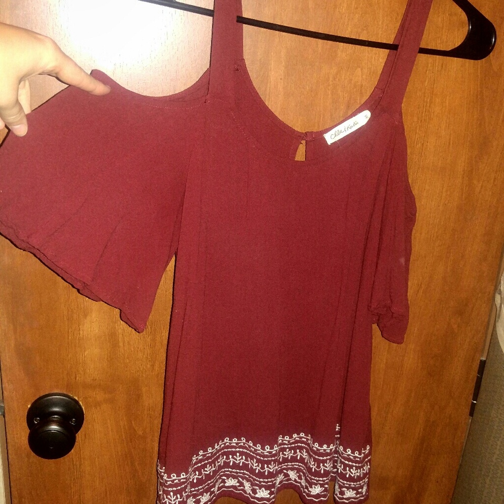 Maroon flowy top