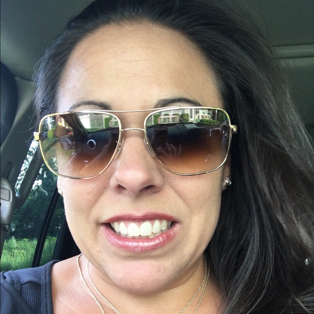 Meet your Posher, Stefanie