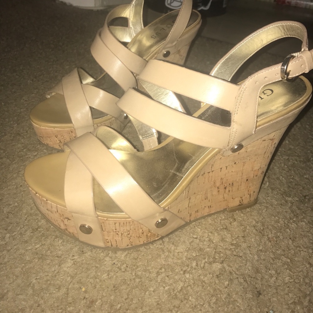 Guess wedges