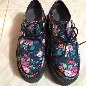 T.U.K floral creepers! worn once women's size 7