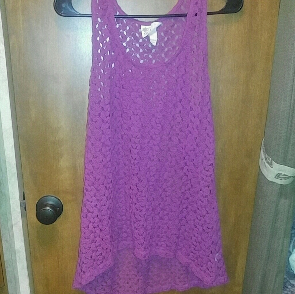 Maroon high low tank