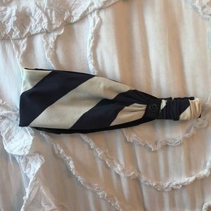 Lululemon Fringe Fighter Headband