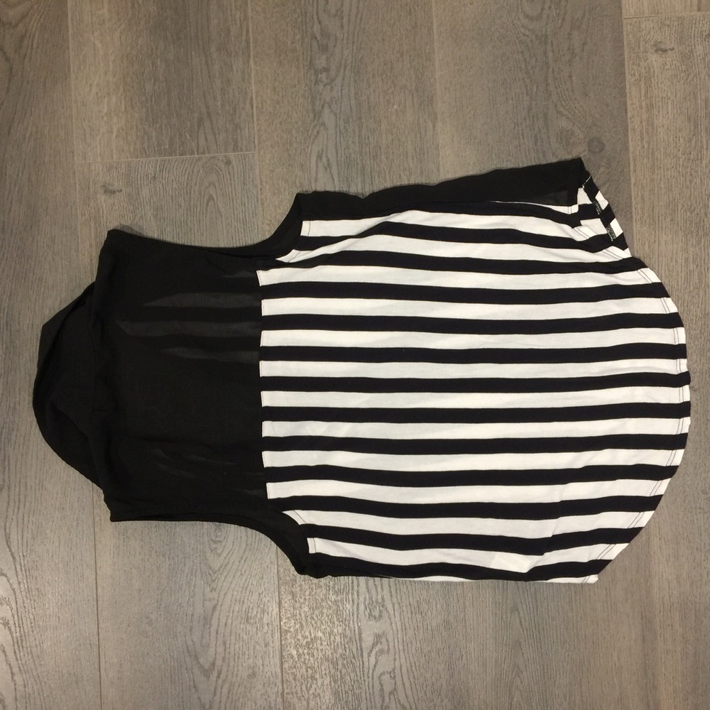 Striped Button Top - Picture 4 of 4