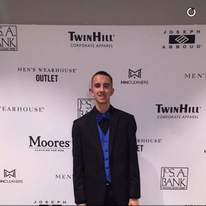 Meet your Posher, Andrew