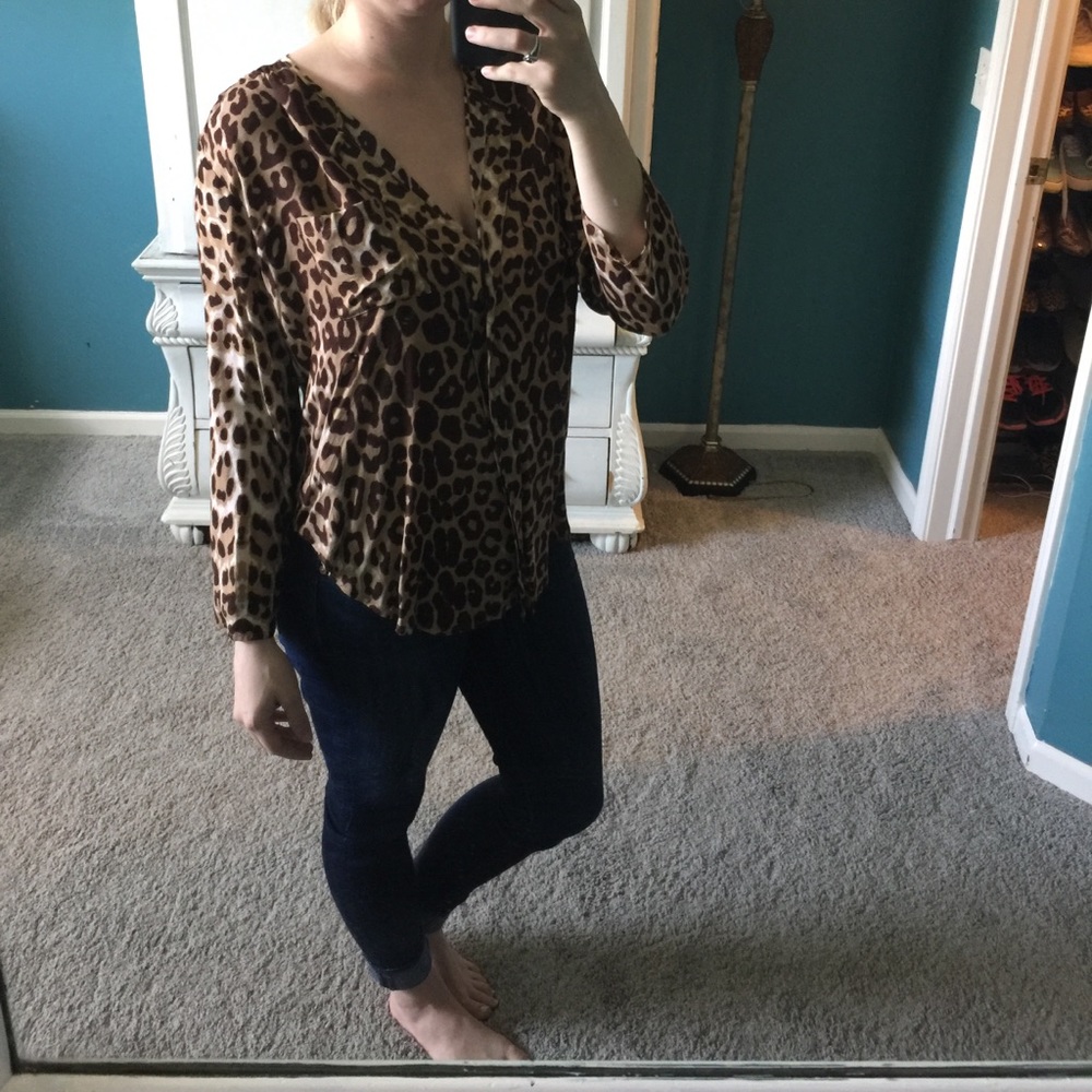 Leopard V Neck Top