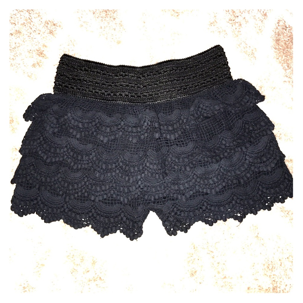 NWOT Black Shorts