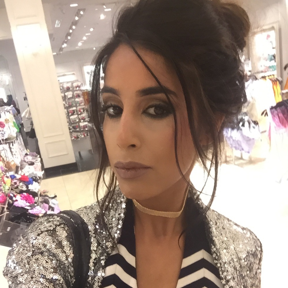 Gold choker