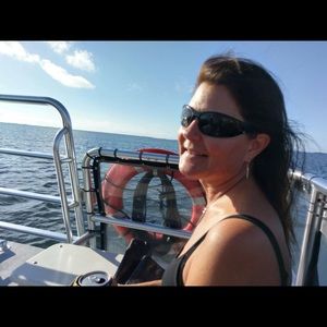 Meet your Posher, Angelique