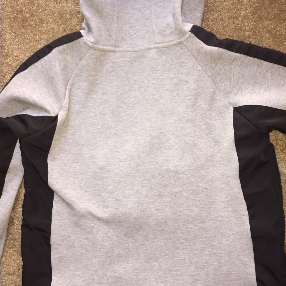 Puma jacket - Picture 5 of 6