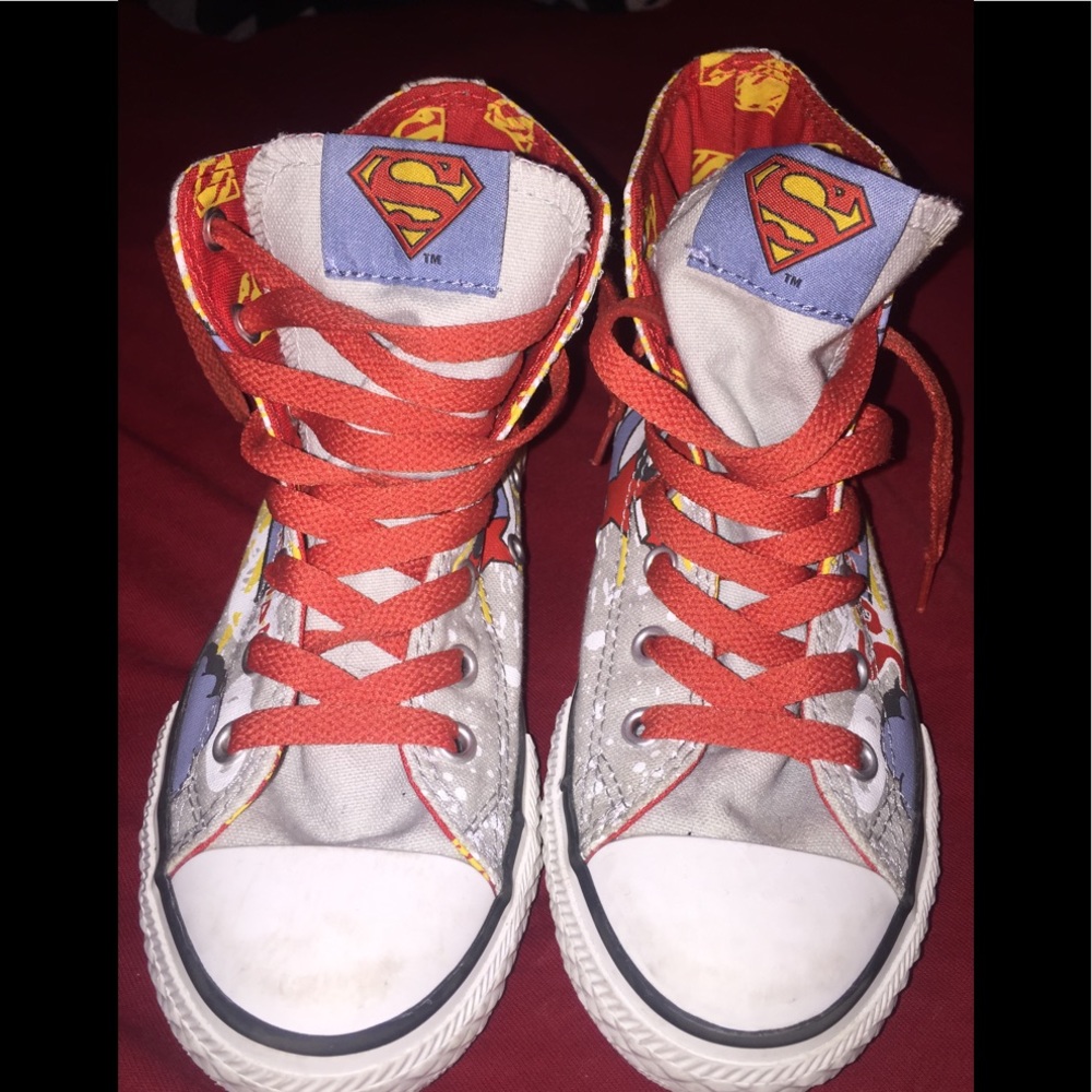 Super man converse