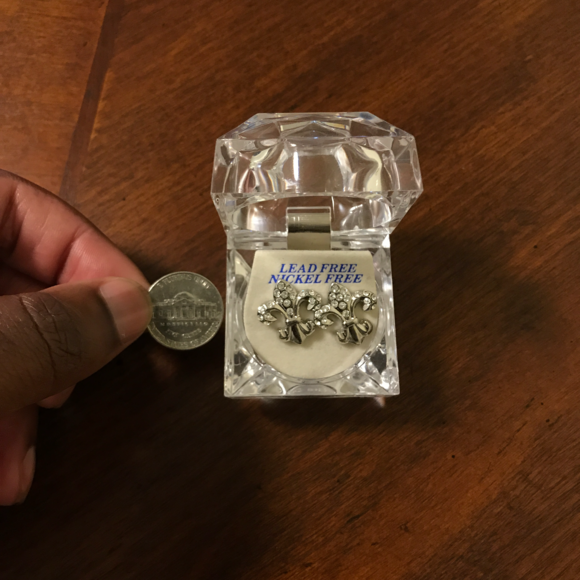 Hip Hop Bling Iced Out Scout Stud Earring - Picture 3 of 3