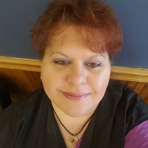 Meet your Posher, Gloria