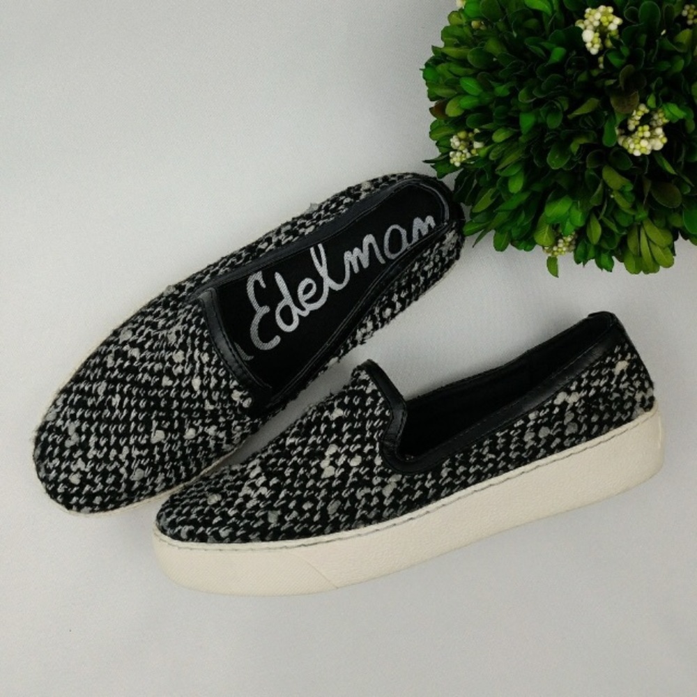 Sam Edelman Becker Round Toe Canvas Black Slip Ons