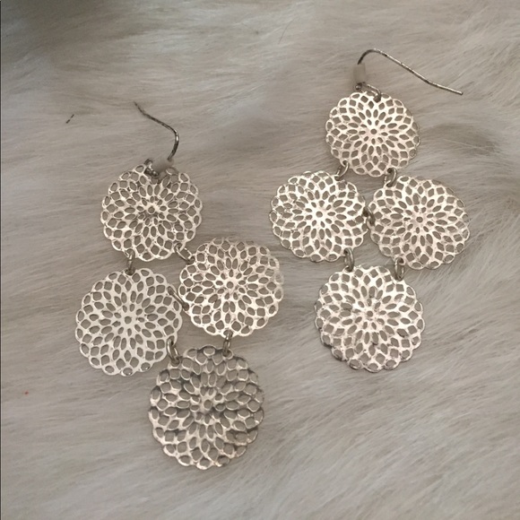 Beautiful Statement Earrings - Picture 3 of 3
