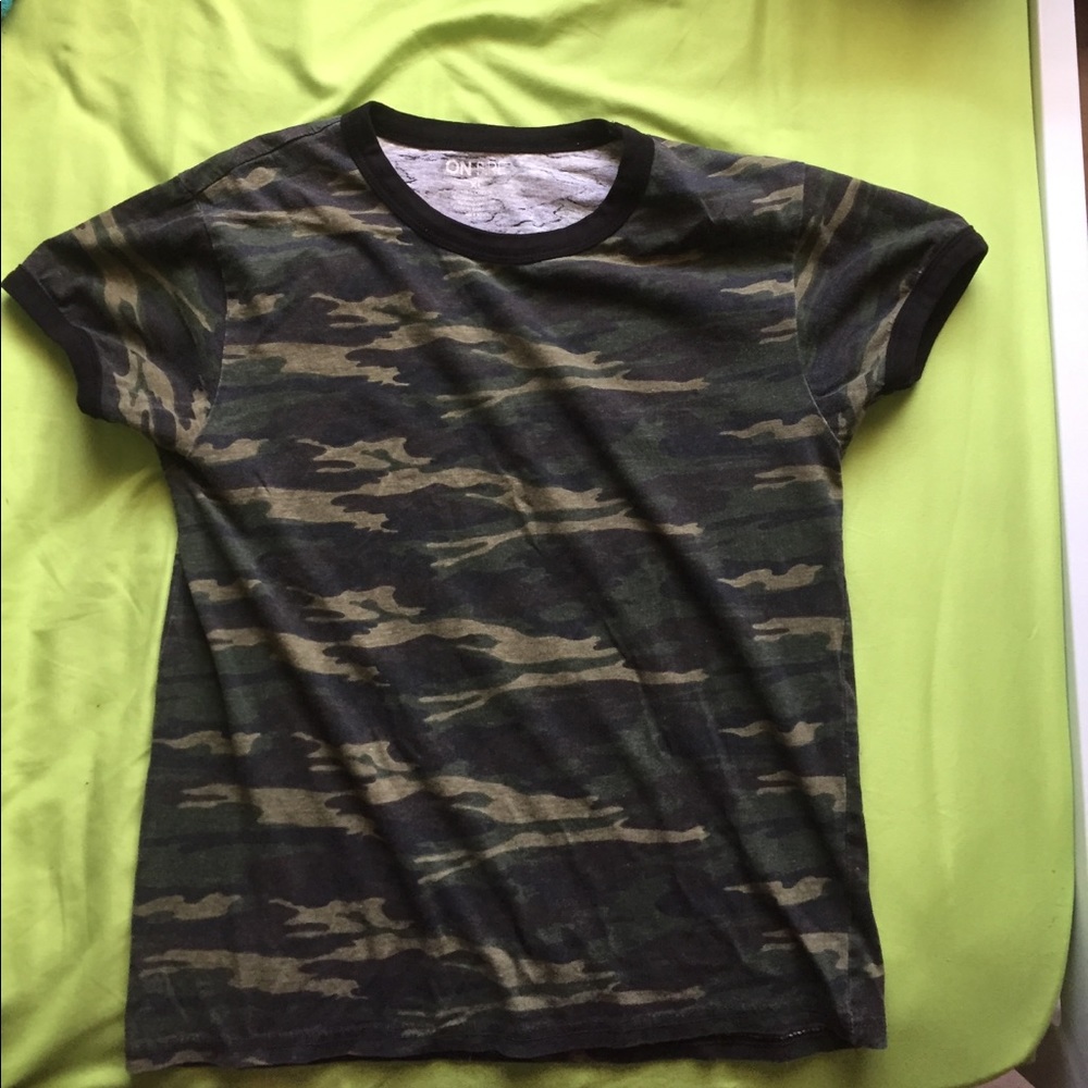 Camo tshirt