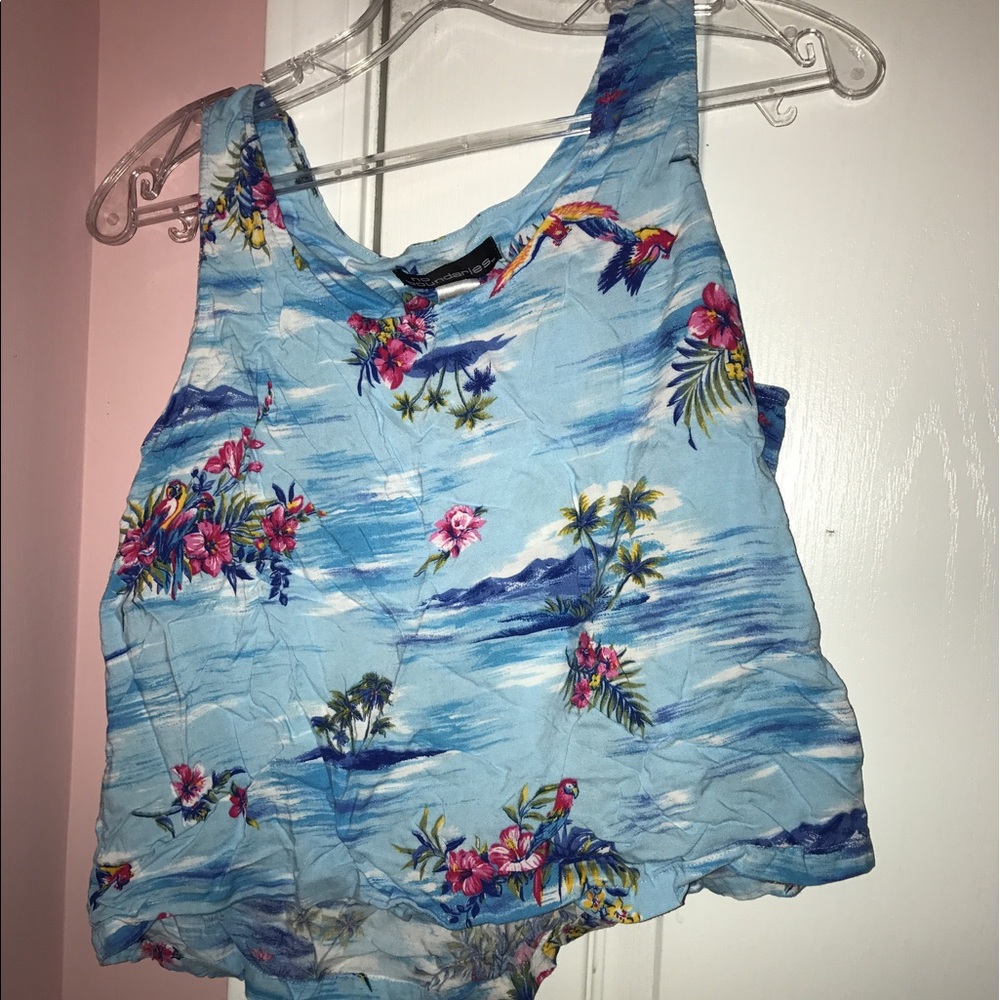 Crop top
