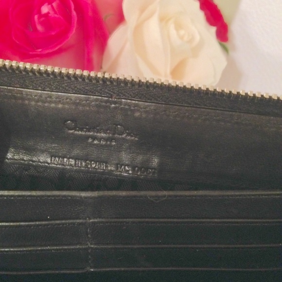 Dior Wallet Code - Picture 2 of 2