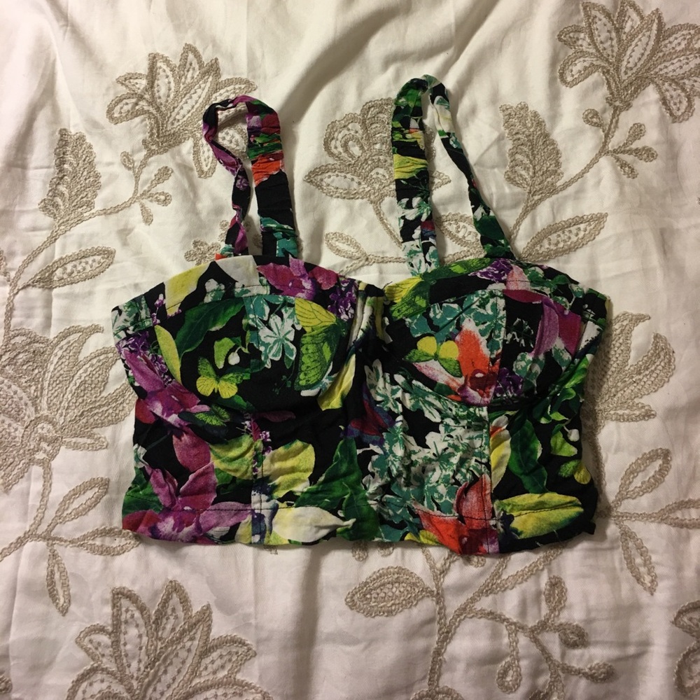 Cute floral crop