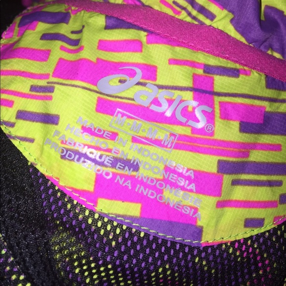 Asics Windbreaker - Picture 4 of 4