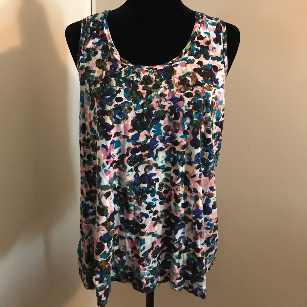 Simply Vera tank top