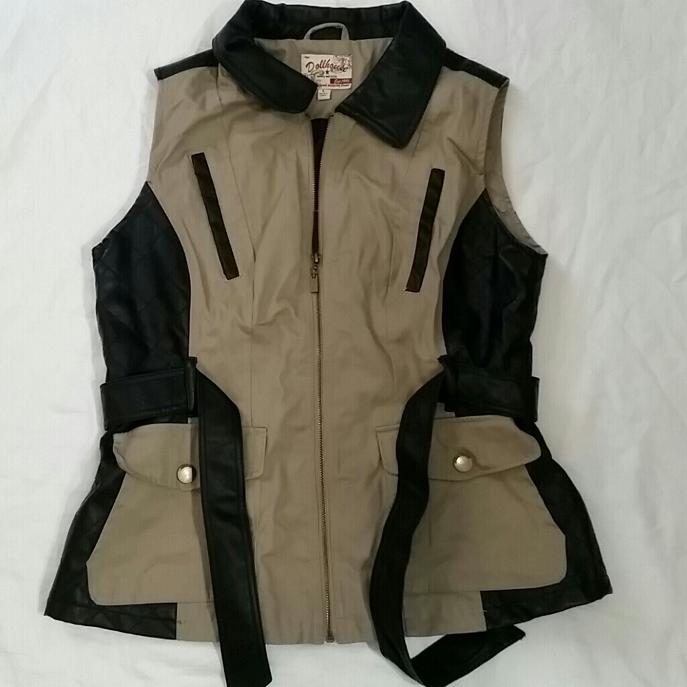 Faux leather vest sz L