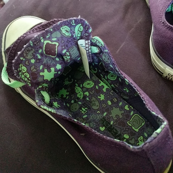 Shoes - Picture 4 of 4