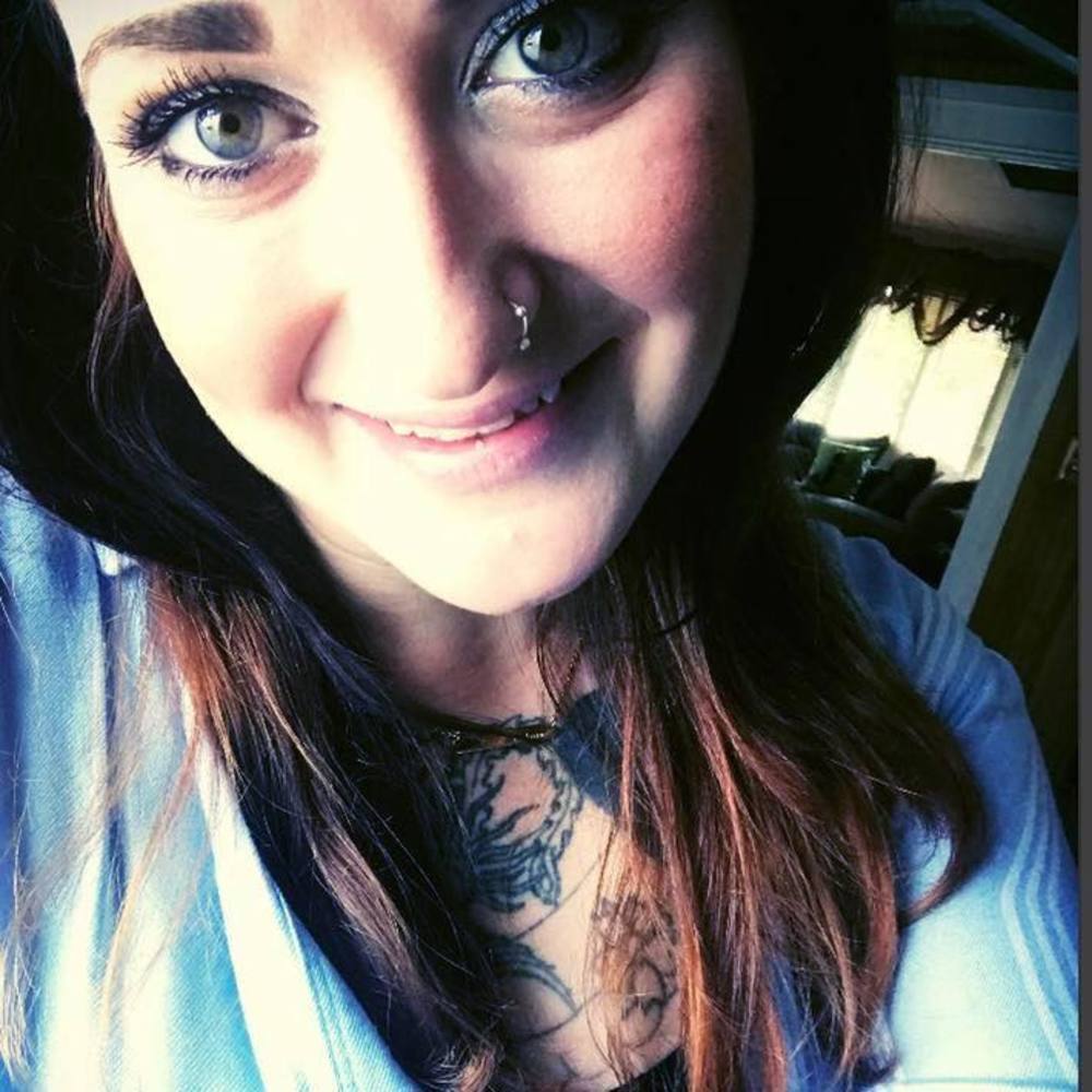 Meet your Posher, Alexis