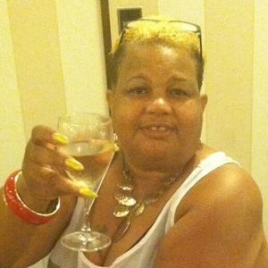 Meet your Posher, Yvonne