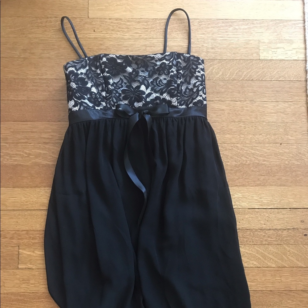 Jessica McClintock size 2 black &white party dress