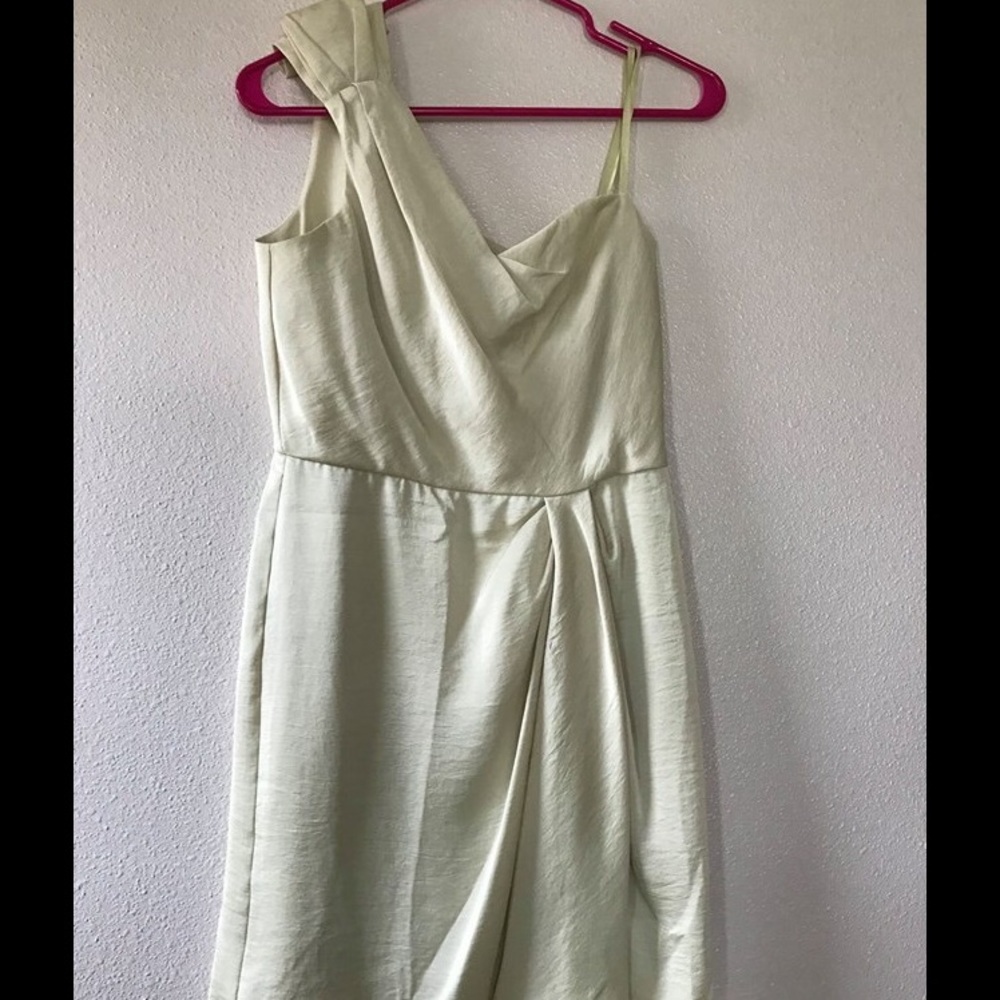 Mini cocktail dress.