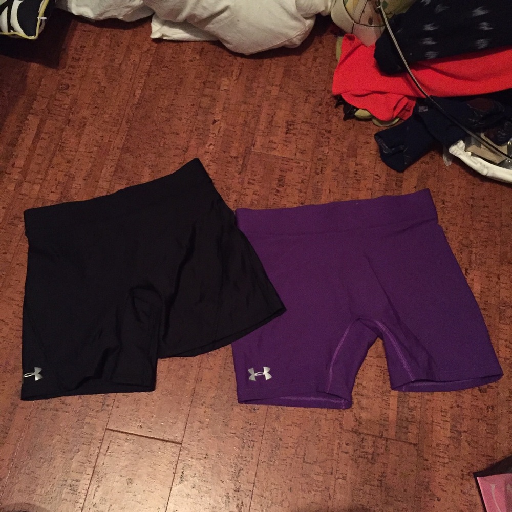 Set Of 2 Under Armor Compression Shorts - image 1