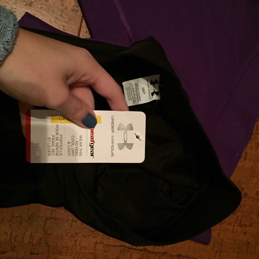 Set Of 2 Under Armor Compression Shorts - image 3