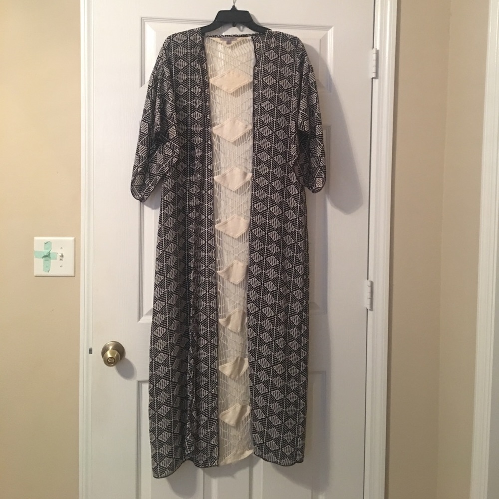 Geometric kimono