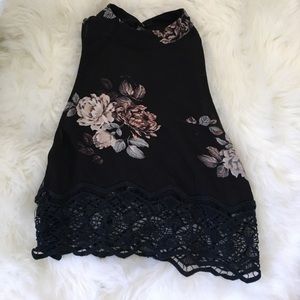 Pacsun kendall & Kylie floral crop top