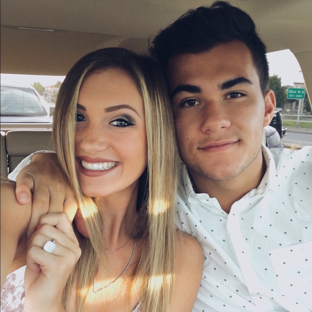 Meet your Posher, Macy