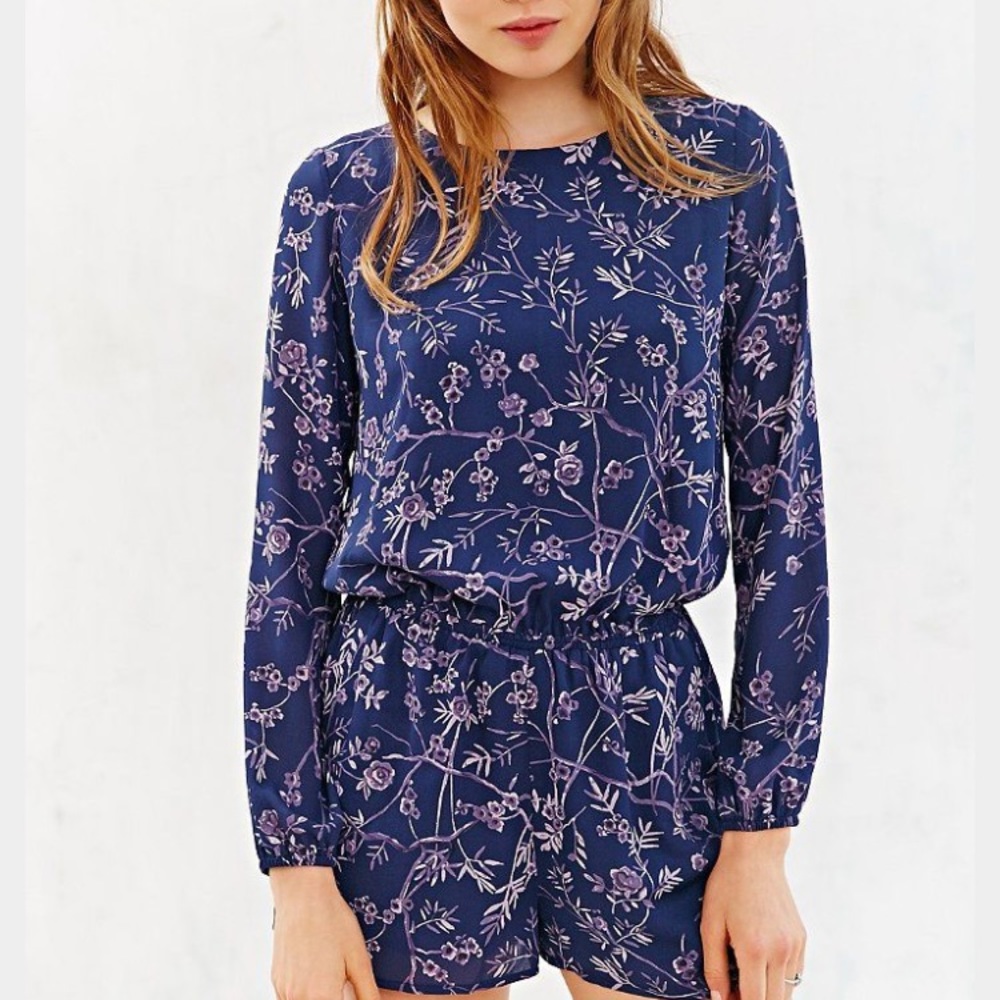 Rare! Urban Outfitters Ecote Open Back Romper