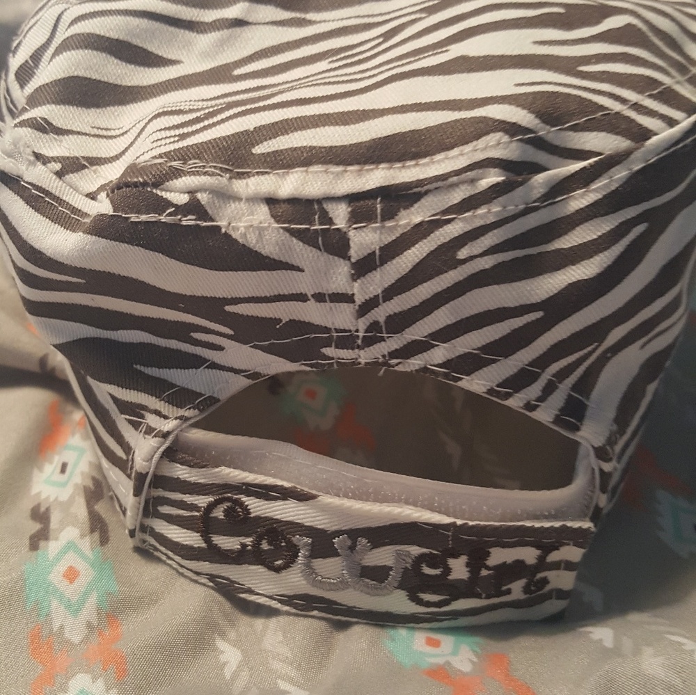 Embellished Rhinestone Zebra and Paw hat - Picture 2 of 2