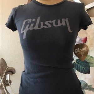 Gibson Guitar official licensed Tshirt NWT Medium