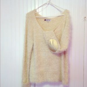 Jennifer  Lopez  Sweater