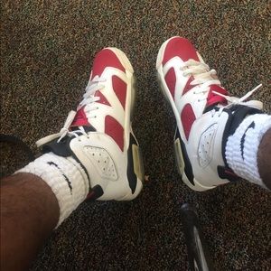 Jordan Carmine 6s