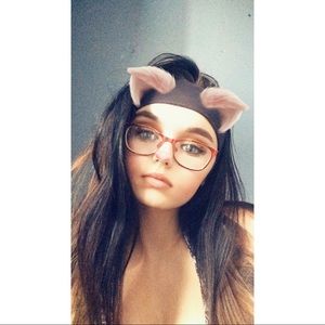 Meet your Posher, Jada